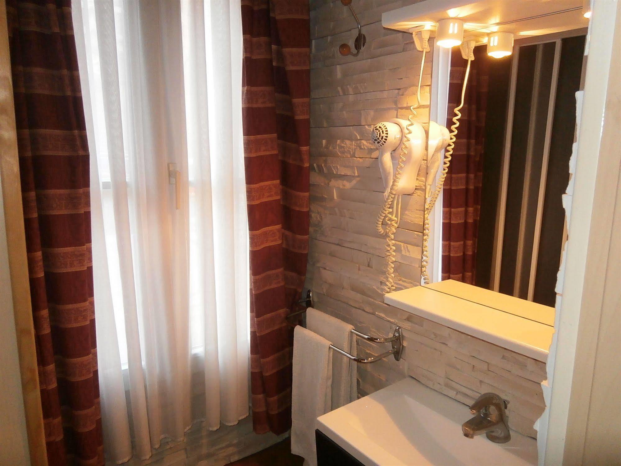 Hotel Beausejour Rouen Ngoại thất bức ảnh